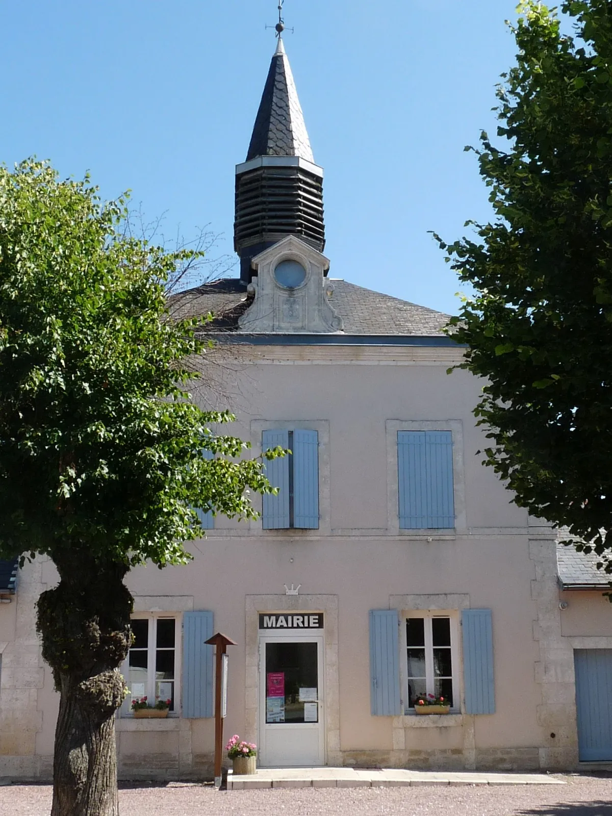 Photo showing: Mairie de Raix, Charente, France
