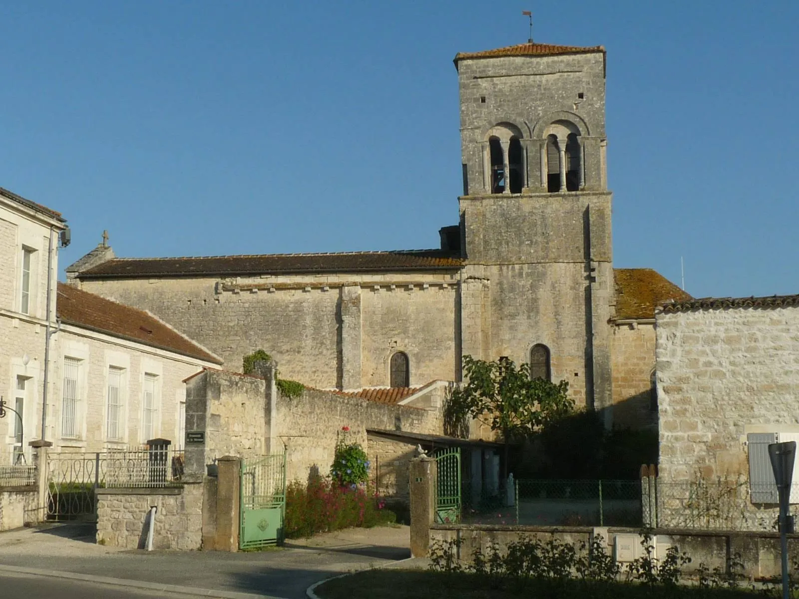 Photo showing: église de Vindelle (16), France
