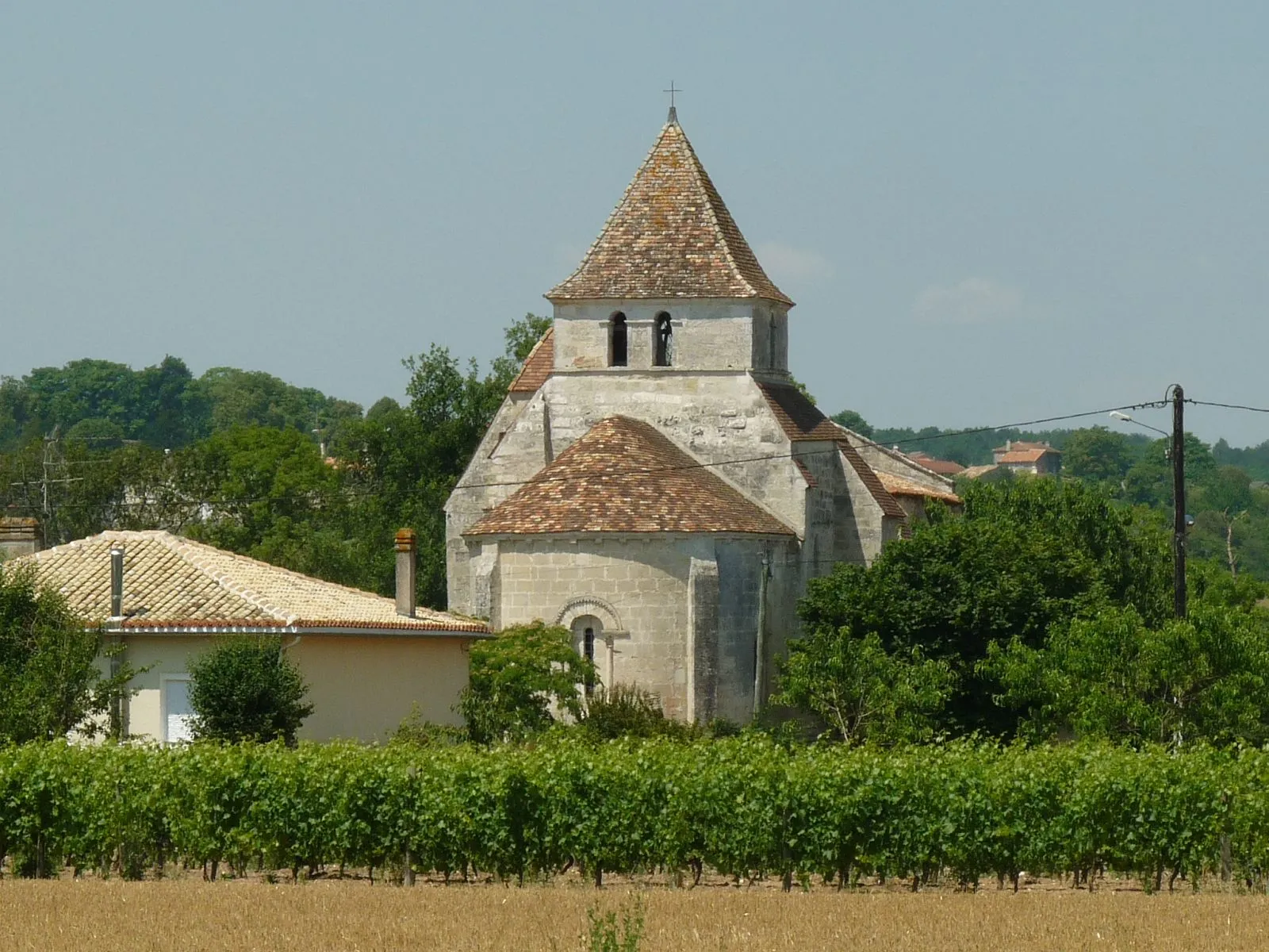 Photo showing: église de Balzac, Charente, France