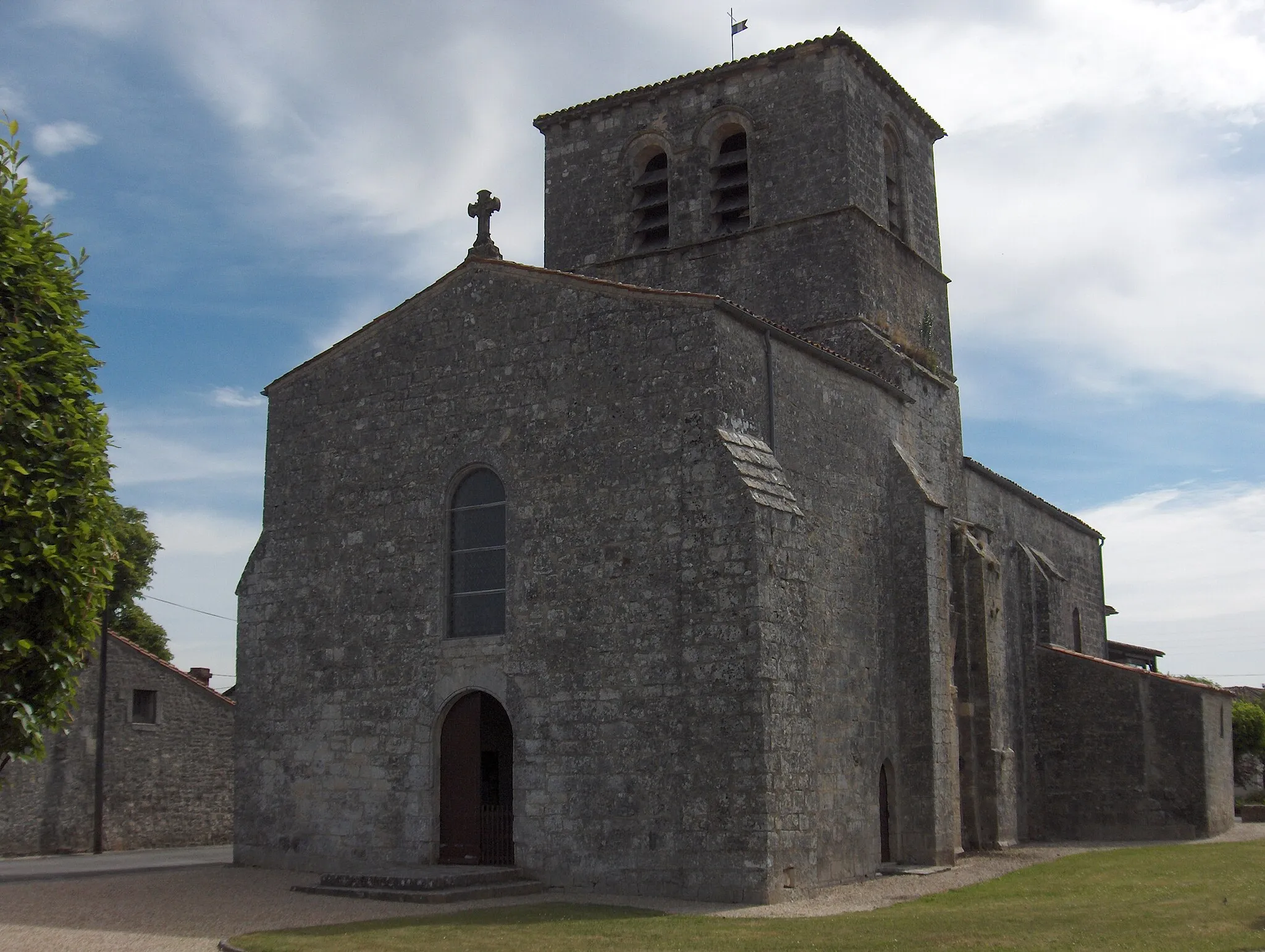 Photo showing: Church of Foussignac - Charente - France - Europe