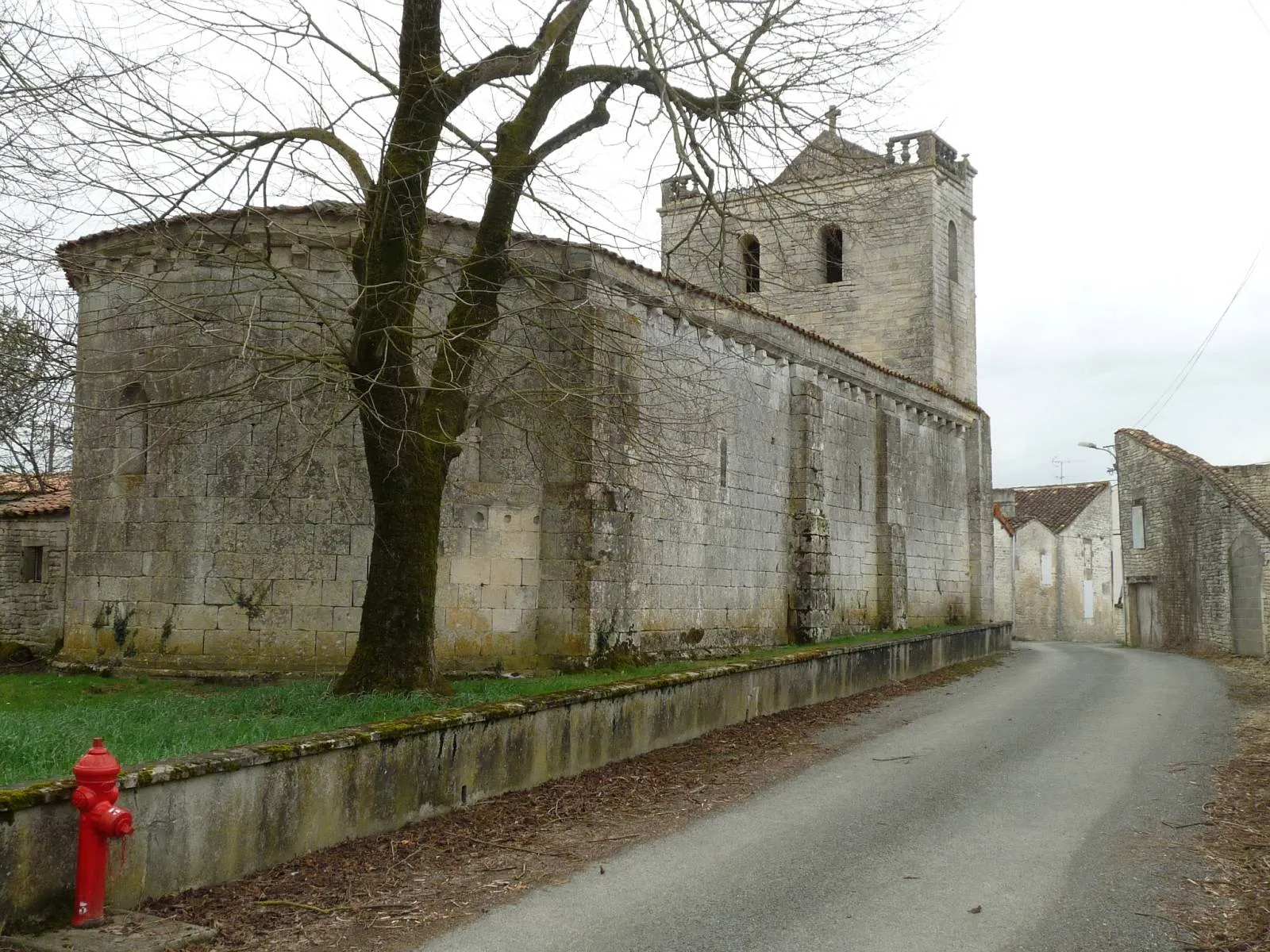 Photo showing: ancienne église d'Herpes, Courbillac, Charente, France