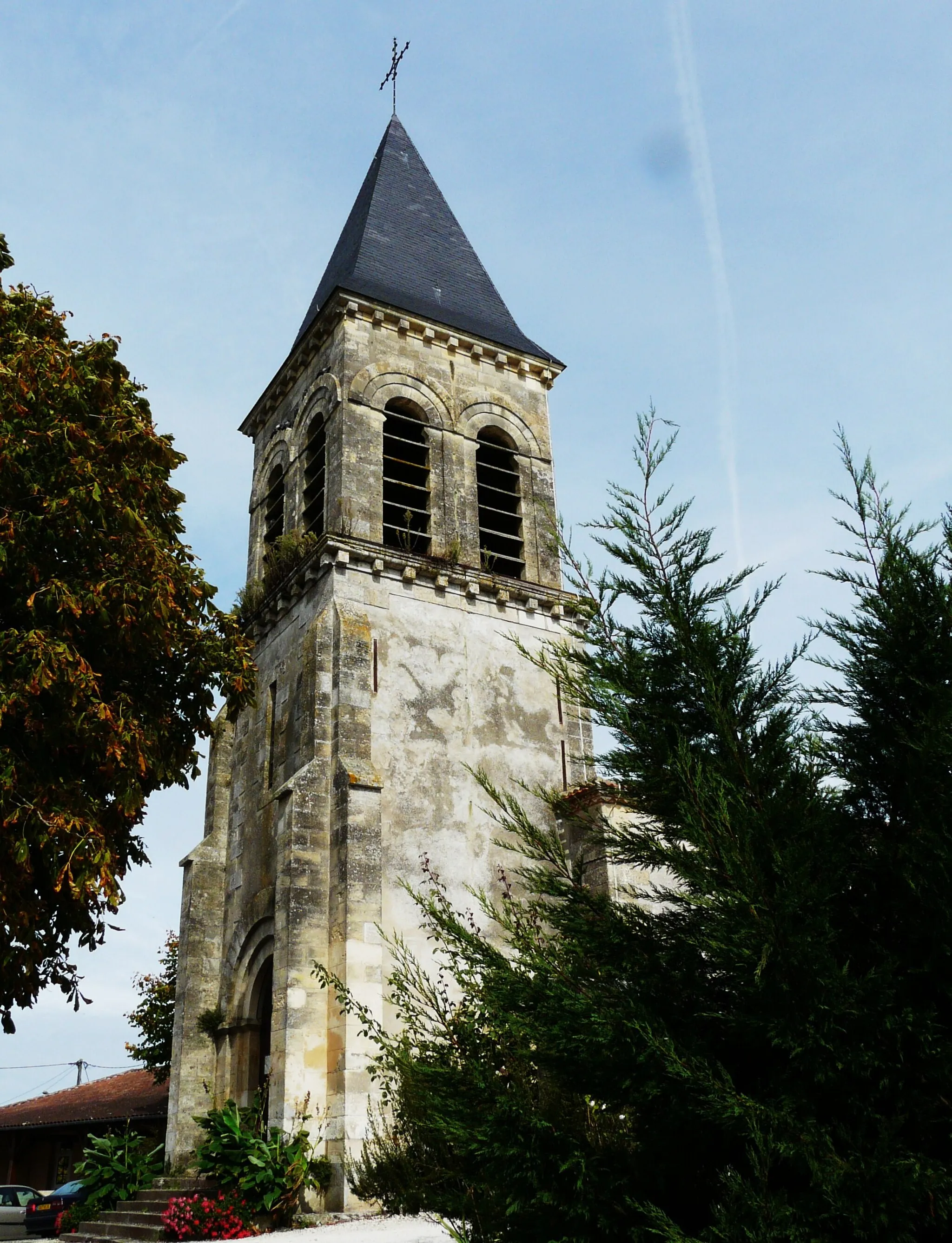 Photo showing: Église Saint-Barthélemy, Saint-Barthélemy-de-Bellegarde, Dordogne, France