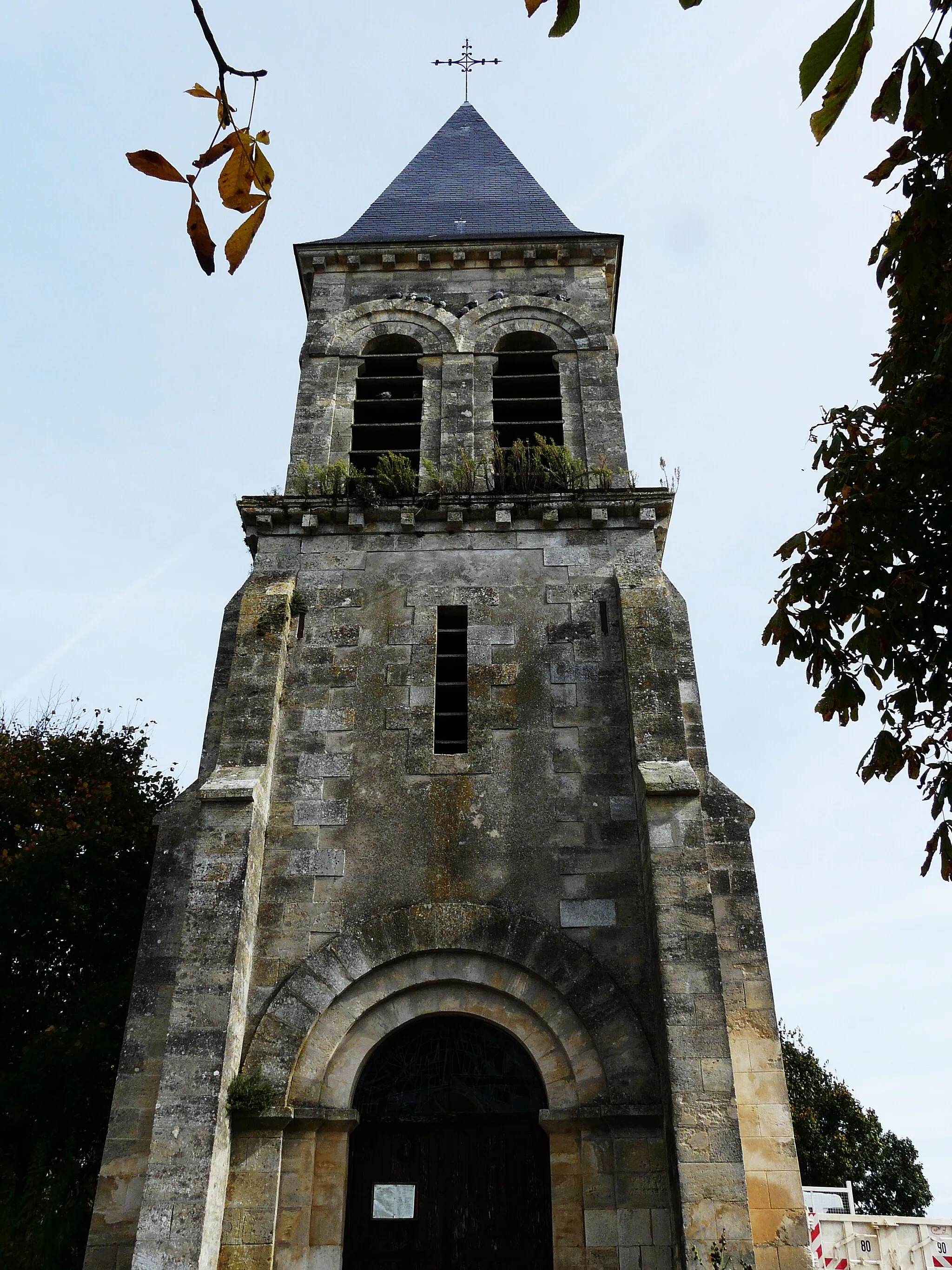 Photo showing: L'église Saint-Barthélemy, Saint-Barthélemy-de-Bellegarde, Dordogne, France