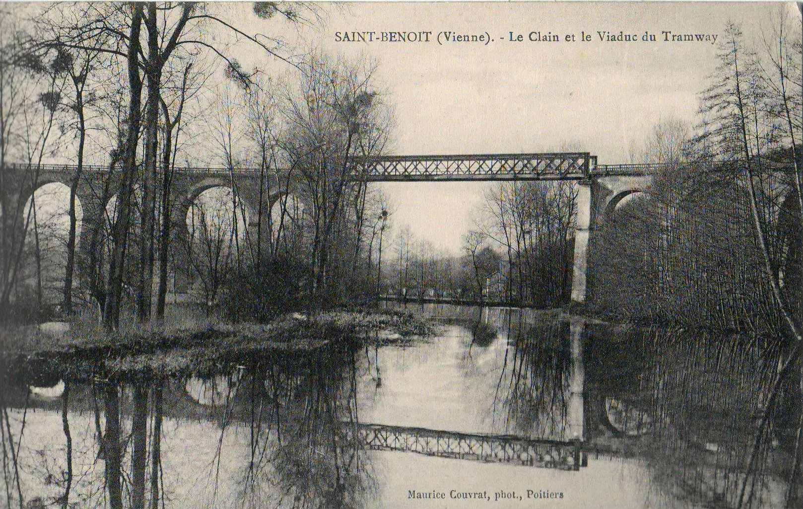 Photo showing: Caption: "SAINT-BENOIT (Vienne). - Le Clain et le viaduc du Tramway" / "Maurice Couvrat, phot., Poitiers"