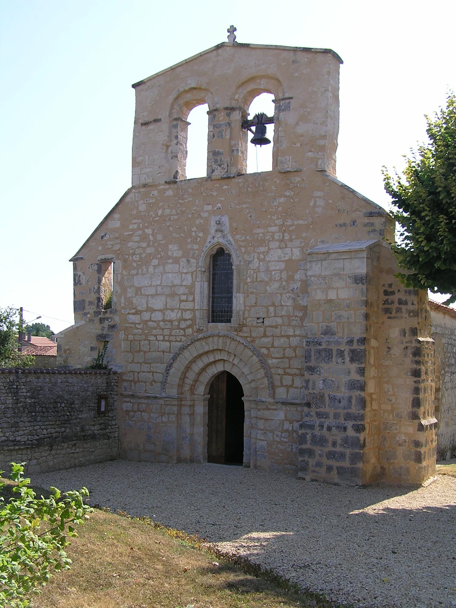 Photo showing: église de Bignac