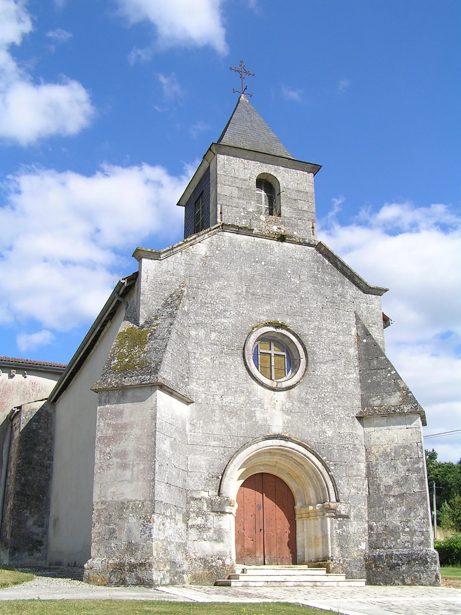Photo showing: église de Chantillac