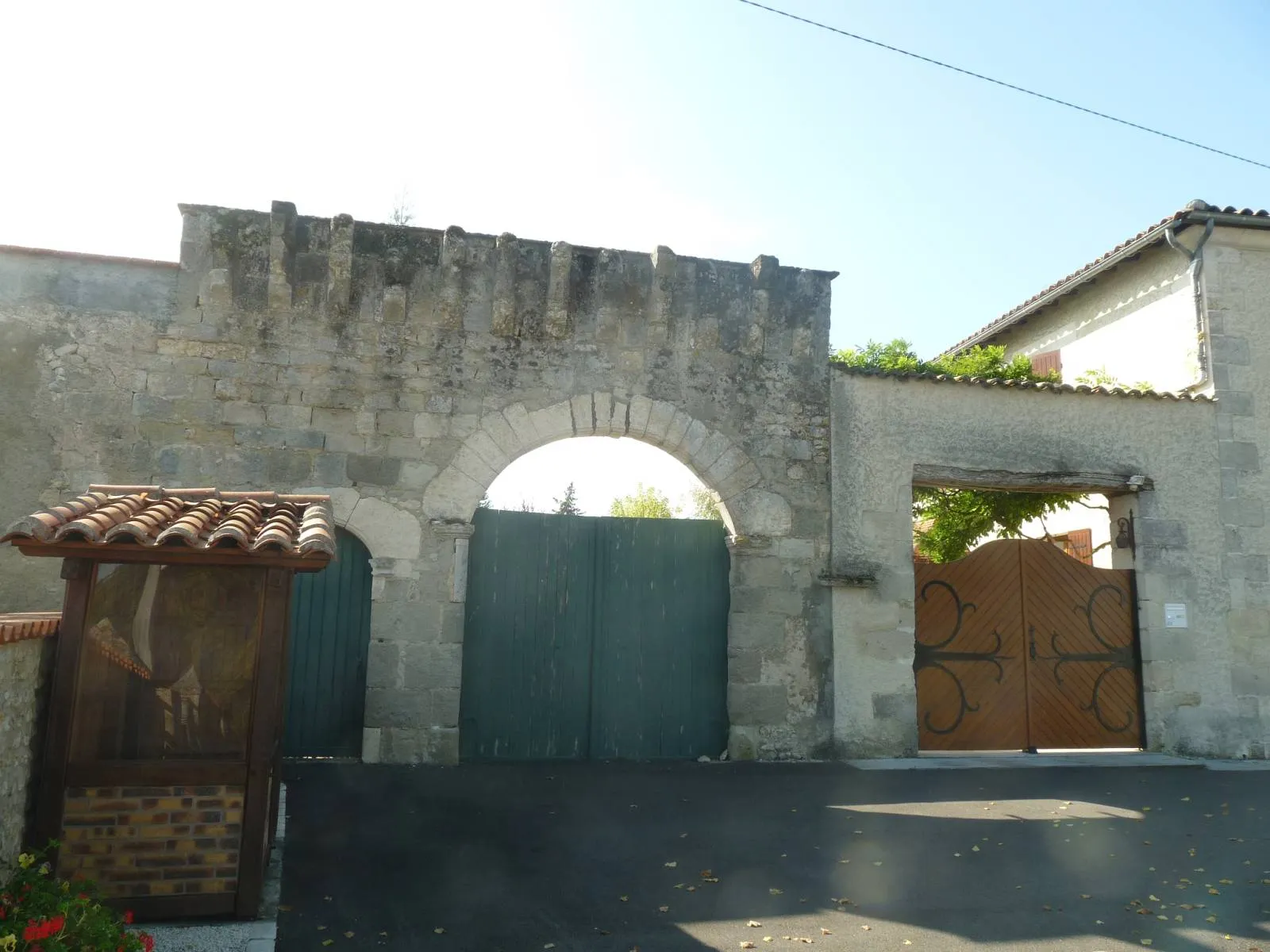 Photo showing: gate of a farm