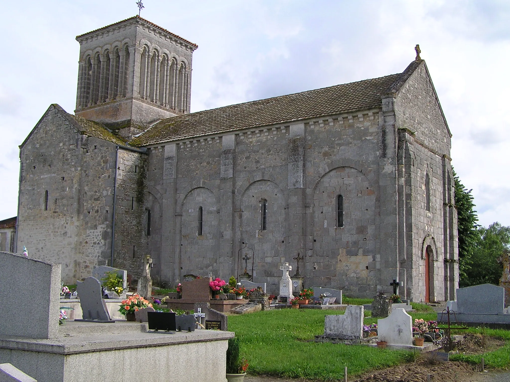 Photo showing: église de Passirac, Charente, France