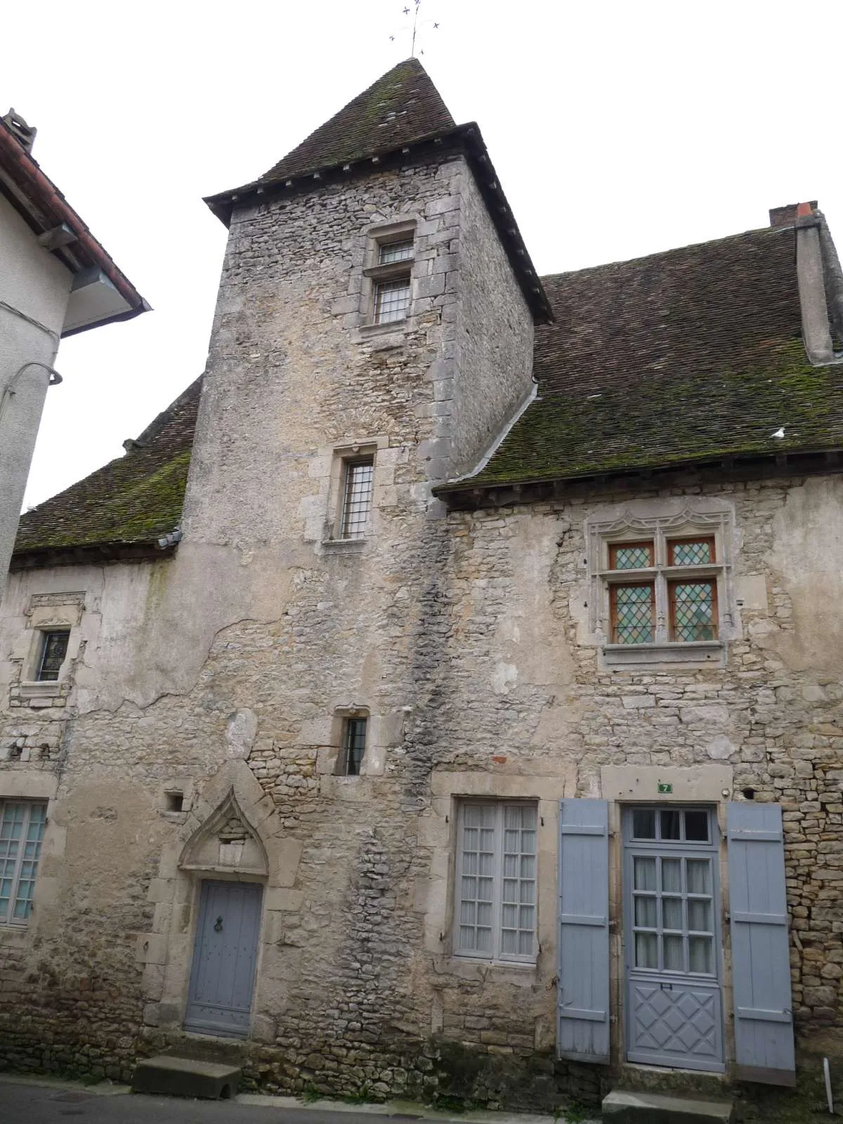 Photo showing: ancien logis, rue du Baril, Verteuil-sur-Charente, France