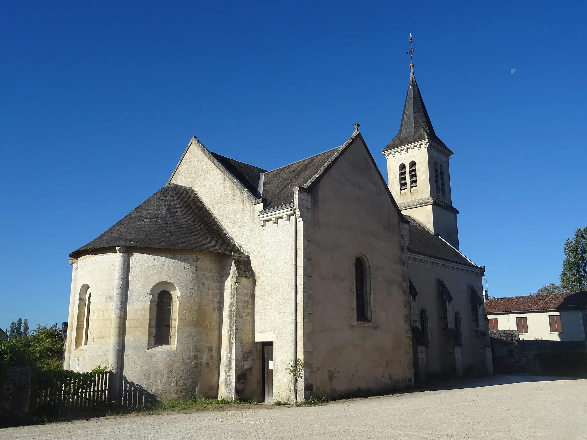 Photo showing: Eglise Saint-Pierre-et-Saint-Paul Savigny-l'Evescault