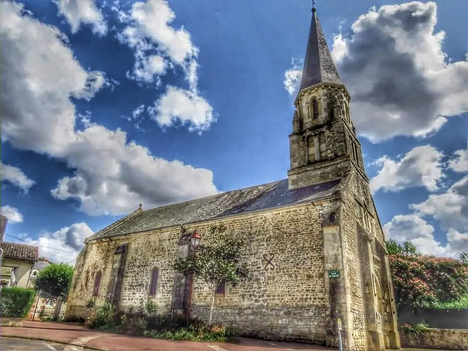 Photo showing: L’église Saint-Maixent à Voulon-86