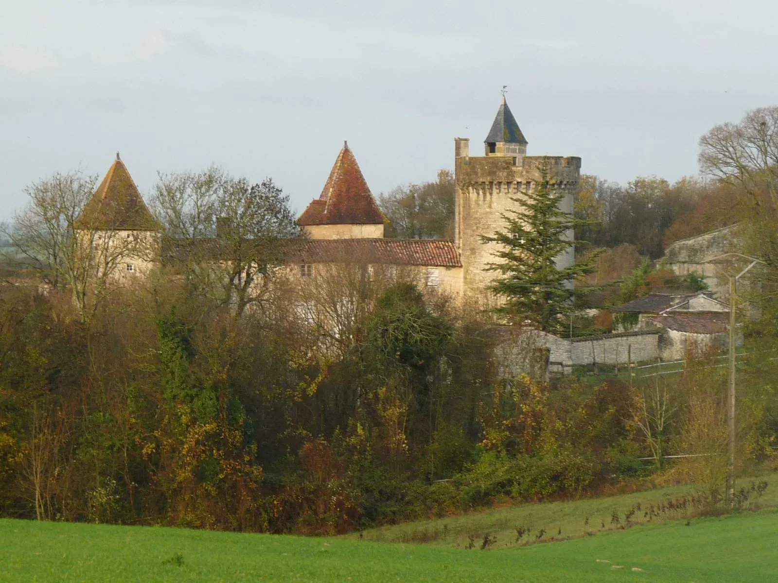 Photo showing: château de la Barre, Villejoubert (16), France
