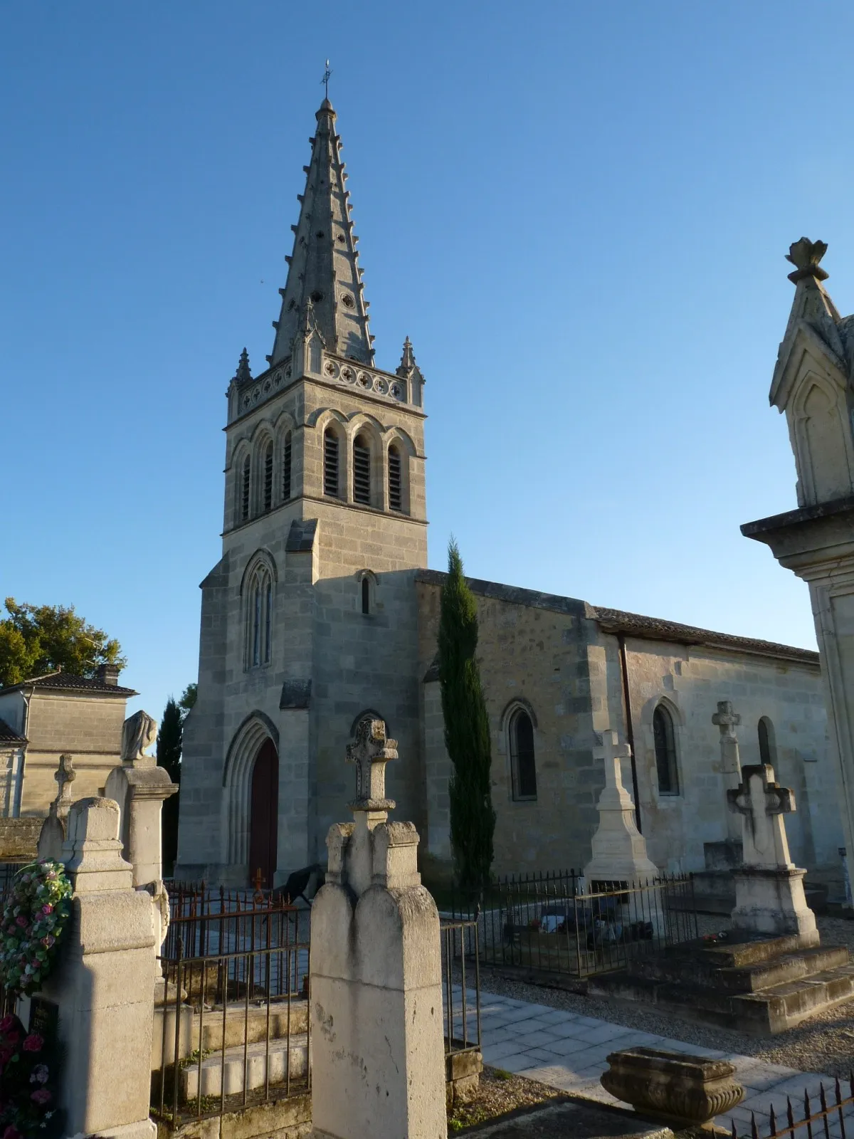 Photo showing: Eglise de Lapouyade, Gironde, France