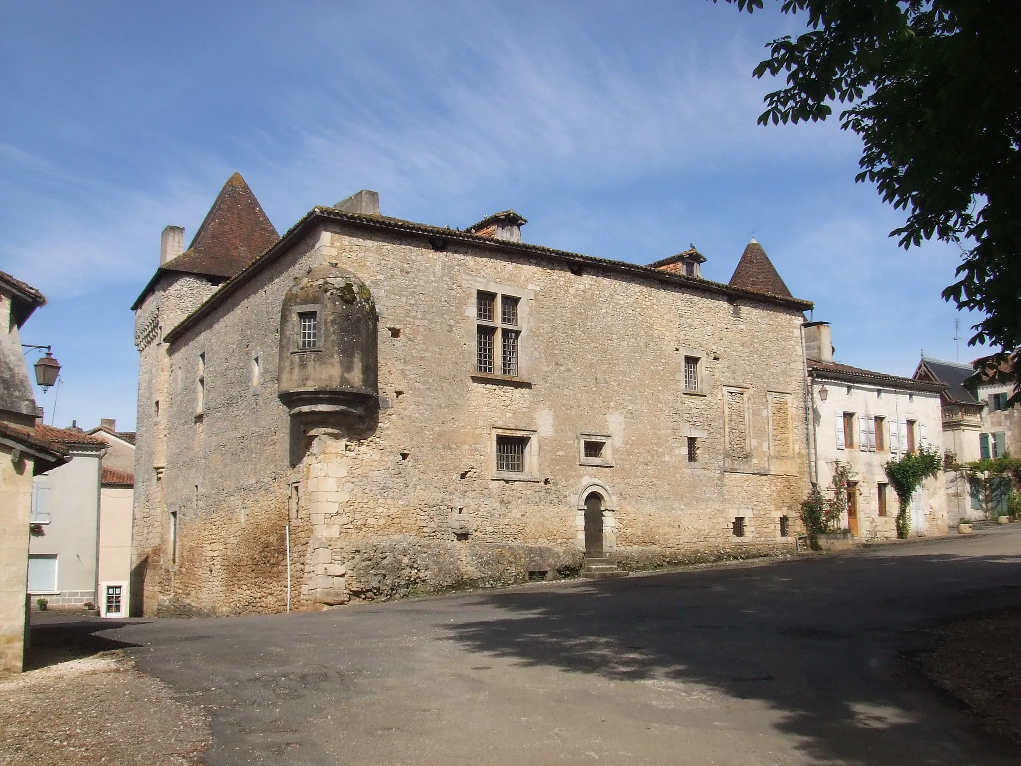 Photo showing: Château de Varaignes, Dordogne, France
