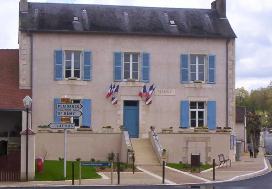 Photo showing: Panneau d'entrée de ville de Saulgé