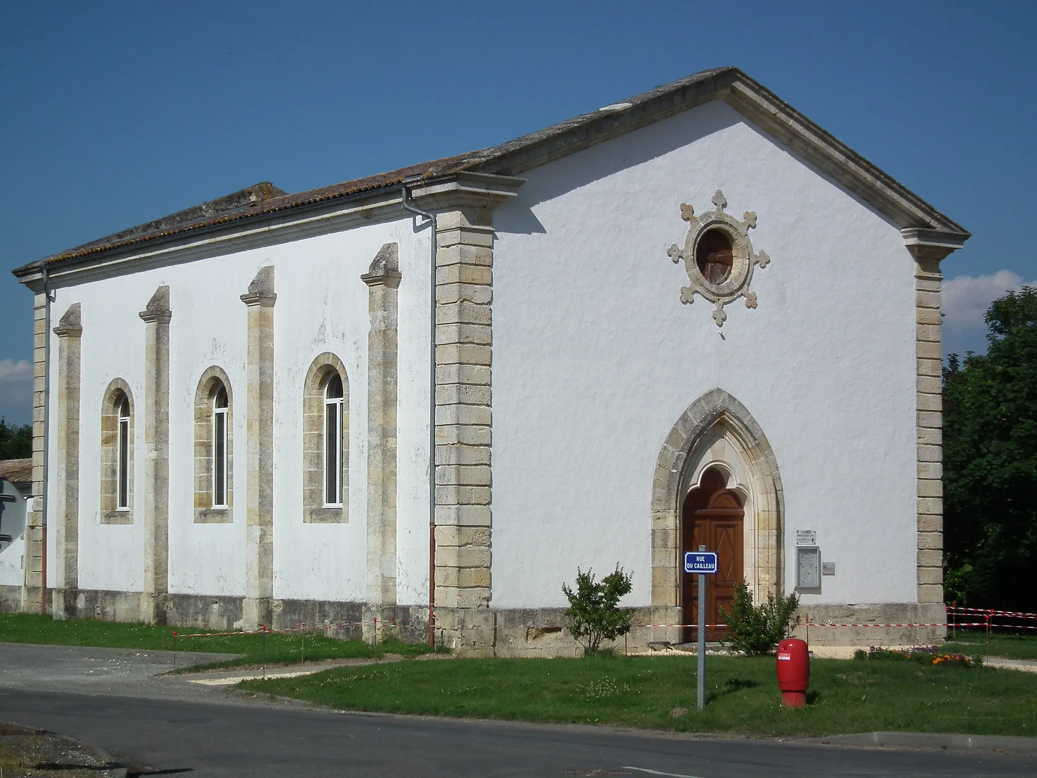 Photo showing: Temple de Saint-Augustin-sur-Mer