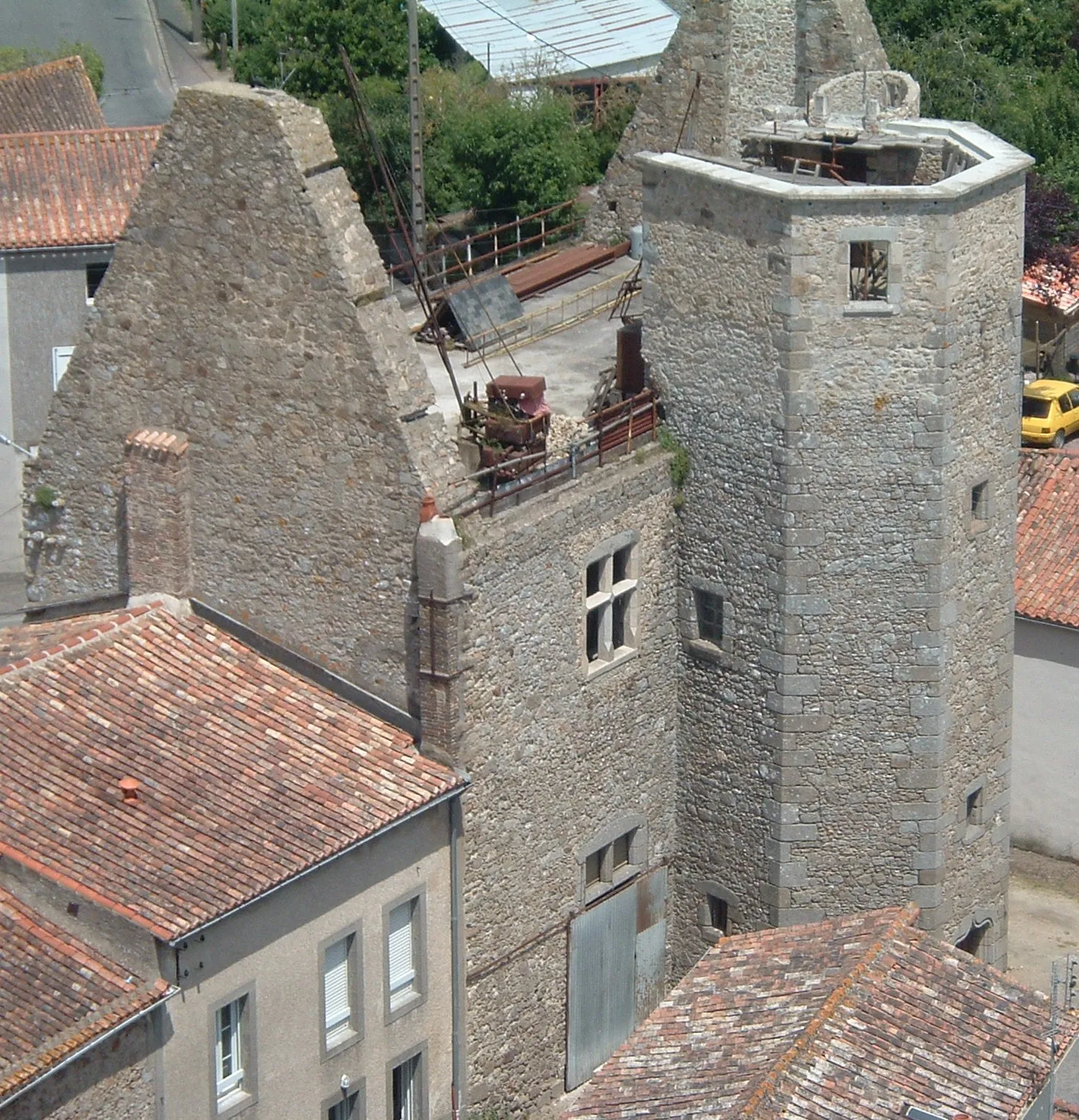 Photo showing: Le vieux château de Noirterre (Deux-Sèvres - France)