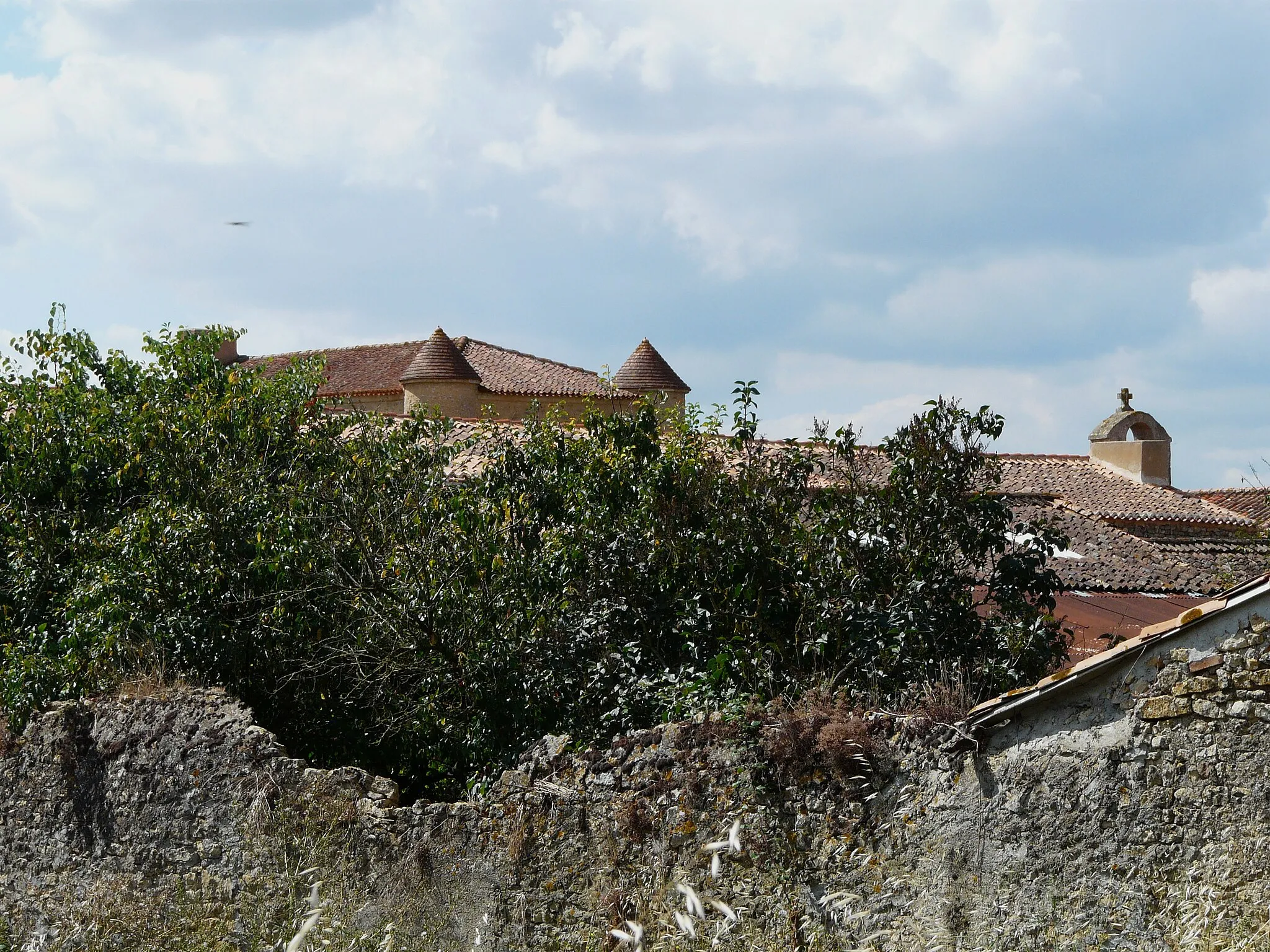 Photo showing: Le logis de Barroux, Airvault, Deux-Sèvres, France.