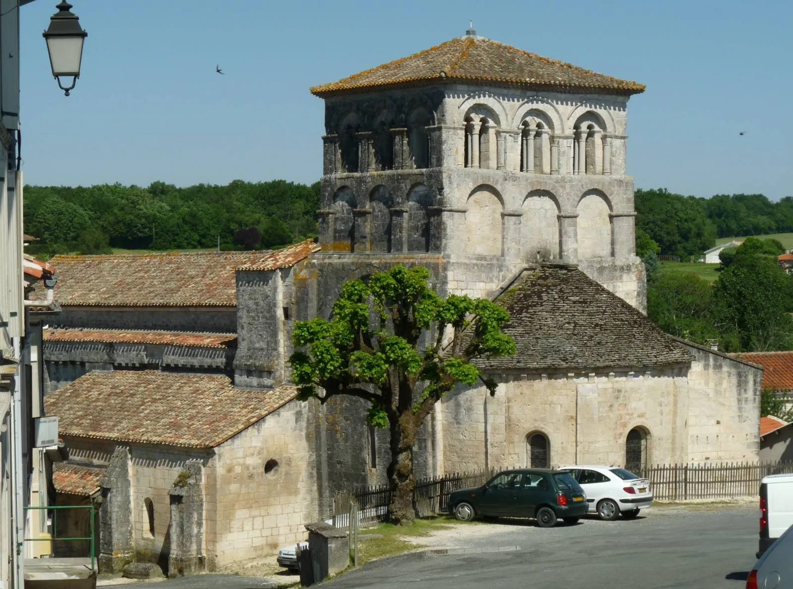 Photo showing: Church of Dignac, Charente, France