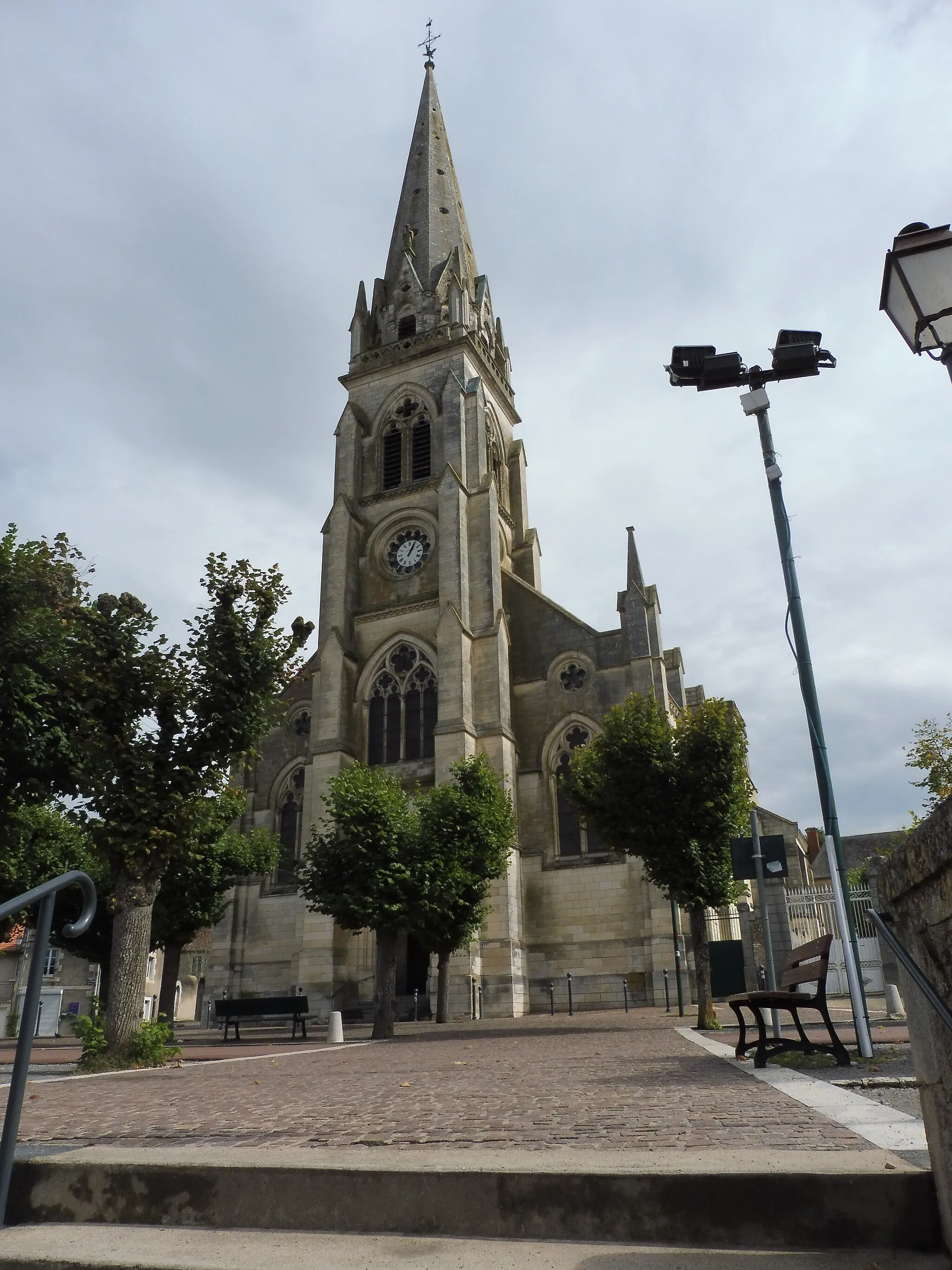 Photo showing: This building is inscrit au titre des monuments historiques de la France. It is indexed in the base Mérimée, a database of architectural heritage maintained by the French Ministry of Culture, under the reference PA00105546 .