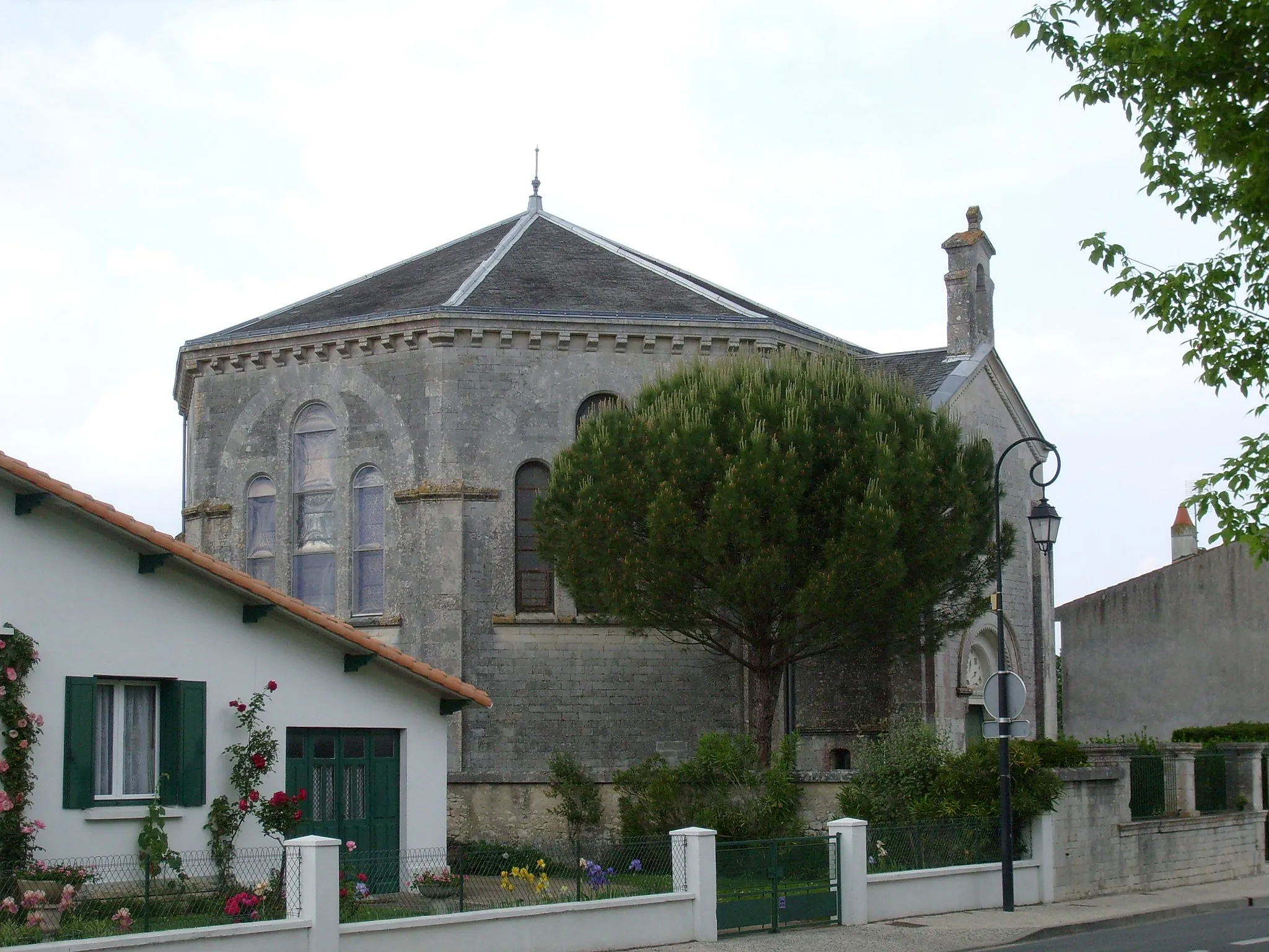 Photo showing: Temple de Saint-Sulpice de Royan, Charente Maritime