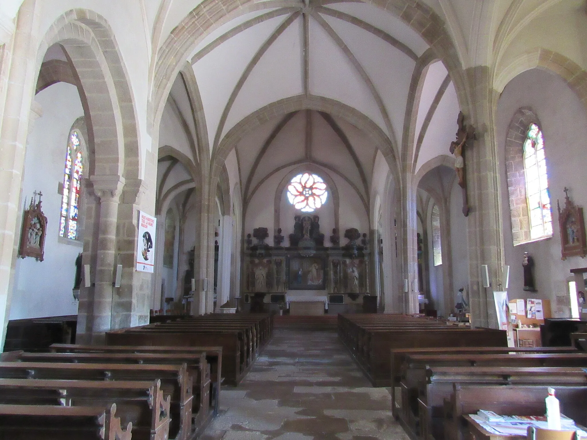 Photo showing: intérieur de l'église