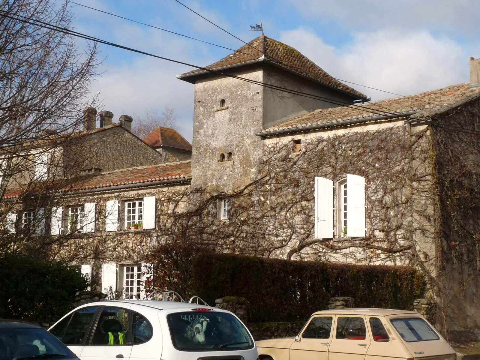 Photo showing: logis de Chaumontet, L'Isle-d'Espagnac, Charente, France