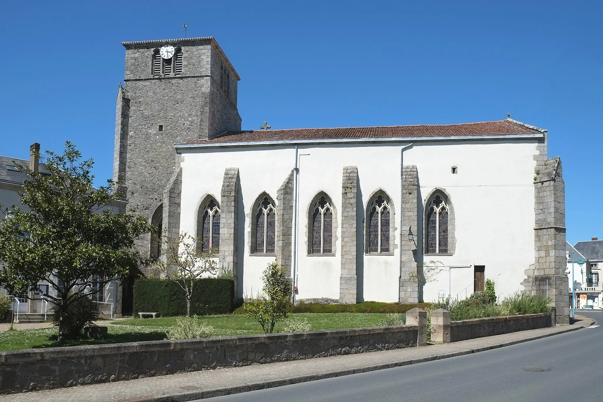 Photo showing: Église Saint-Gervais et Saint-Protais Moncoutant Deux-Sèvres France