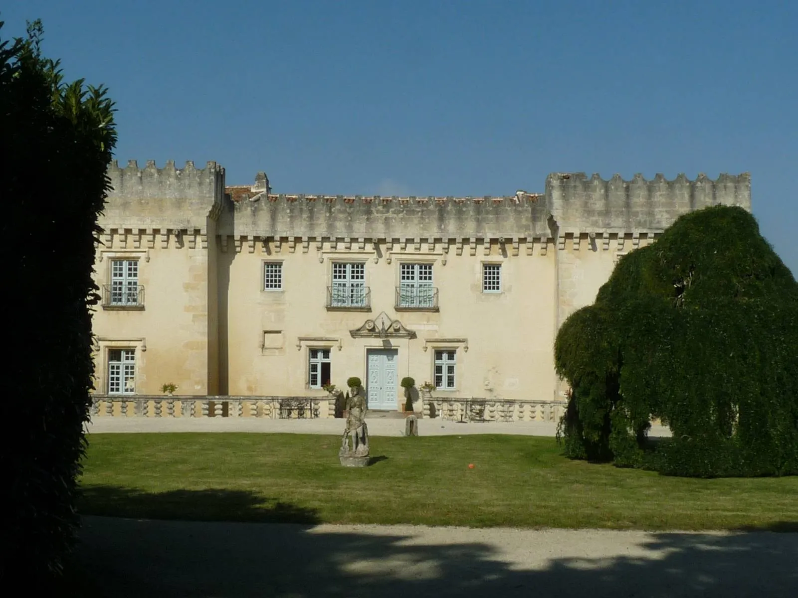 Photo showing: château de Fleurac, Nersac (16), France