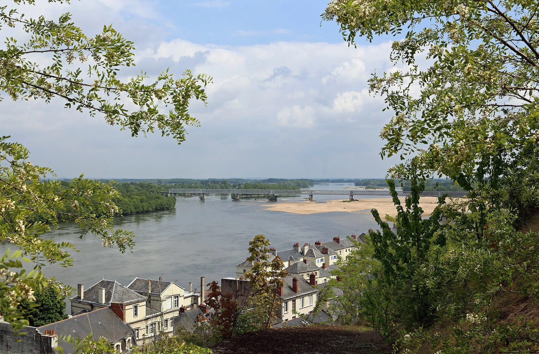 Photo showing: The Loire river in Saumur (France)