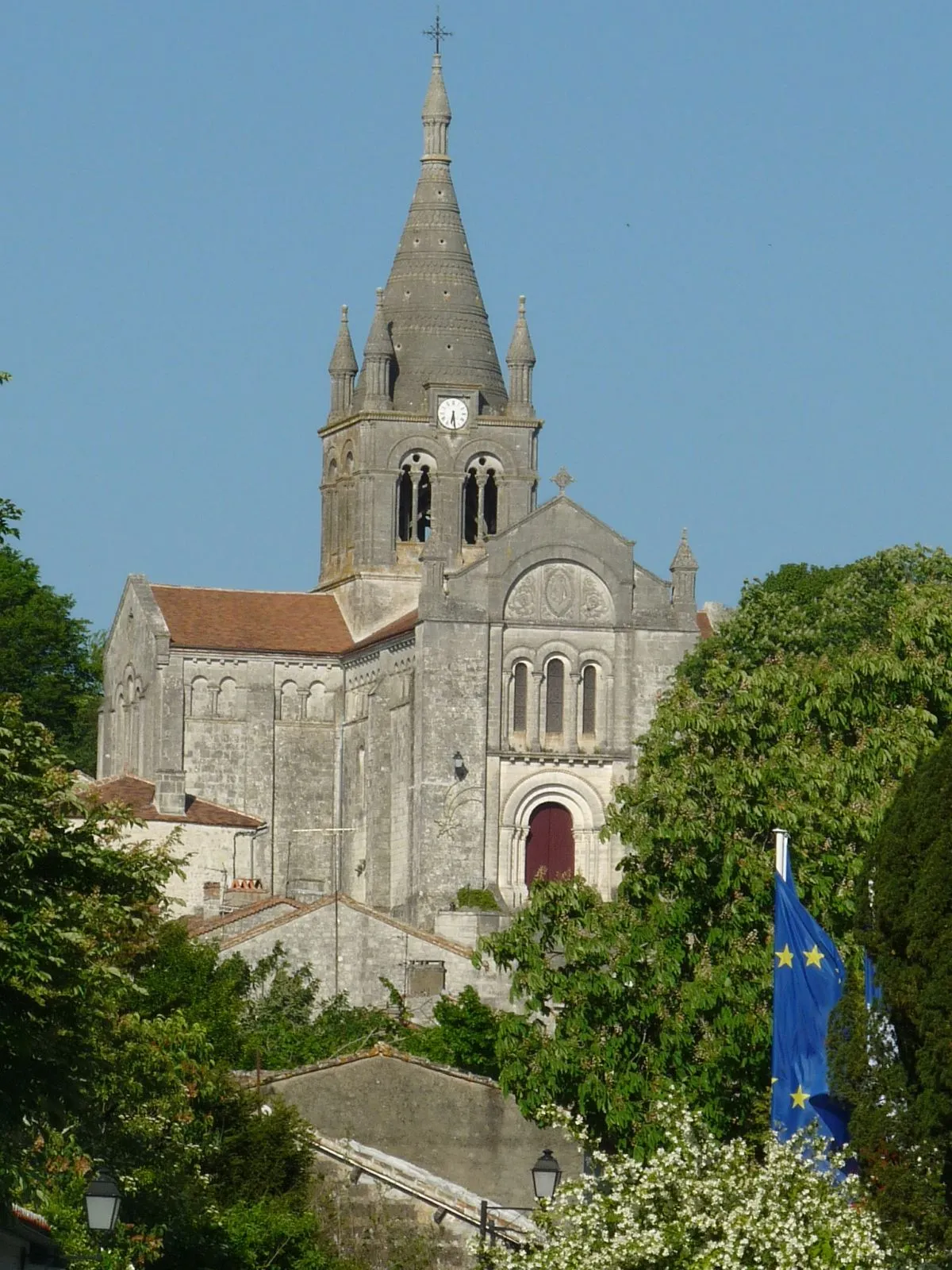 Photo showing: church of Villebois-Lavalette, Charente, SW France