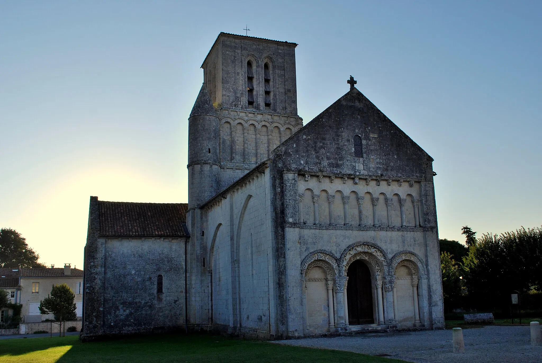 Photo showing: Corme-Ecluse église Notre-Dame