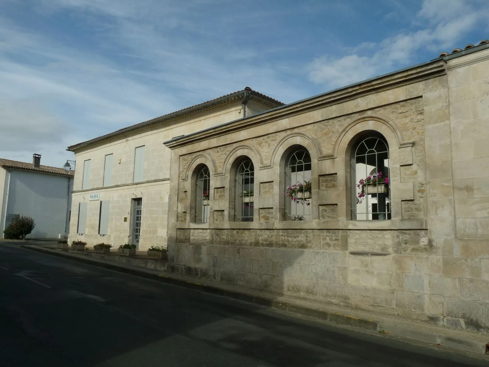 Photo showing: mairie d'Epargnes (17), France