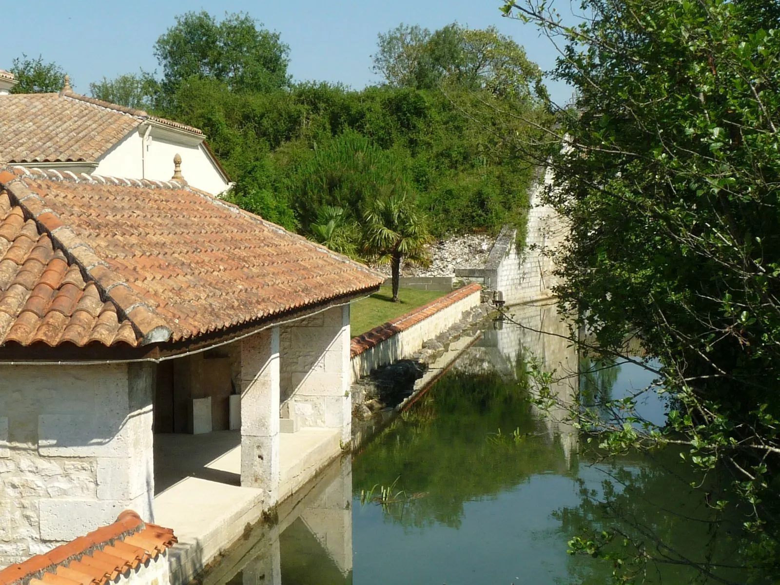 Photo showing: L'Echelle à Touvre, Charente, France