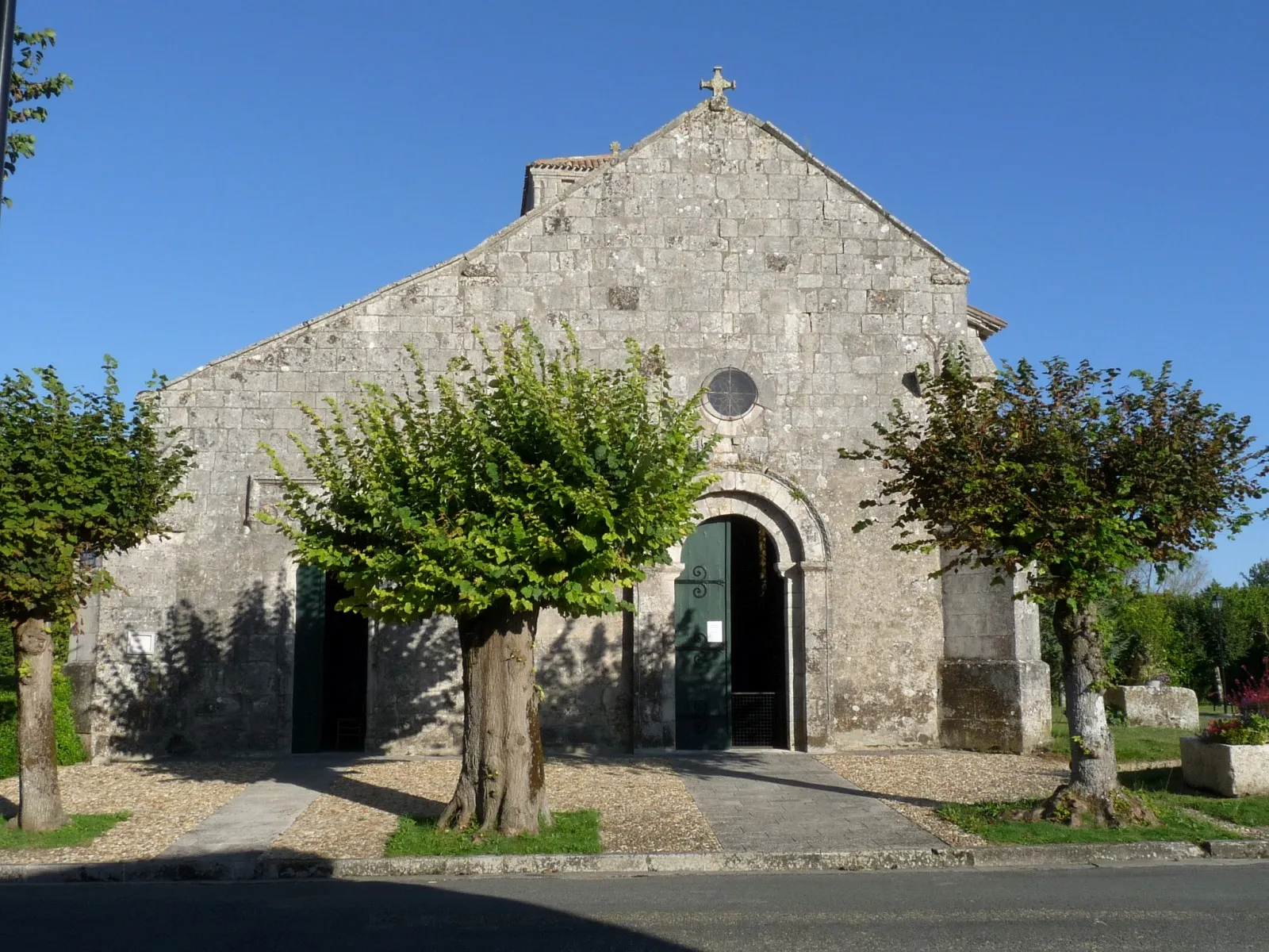 Photo showing: Eglise de Consac, Charente-Maritime, France