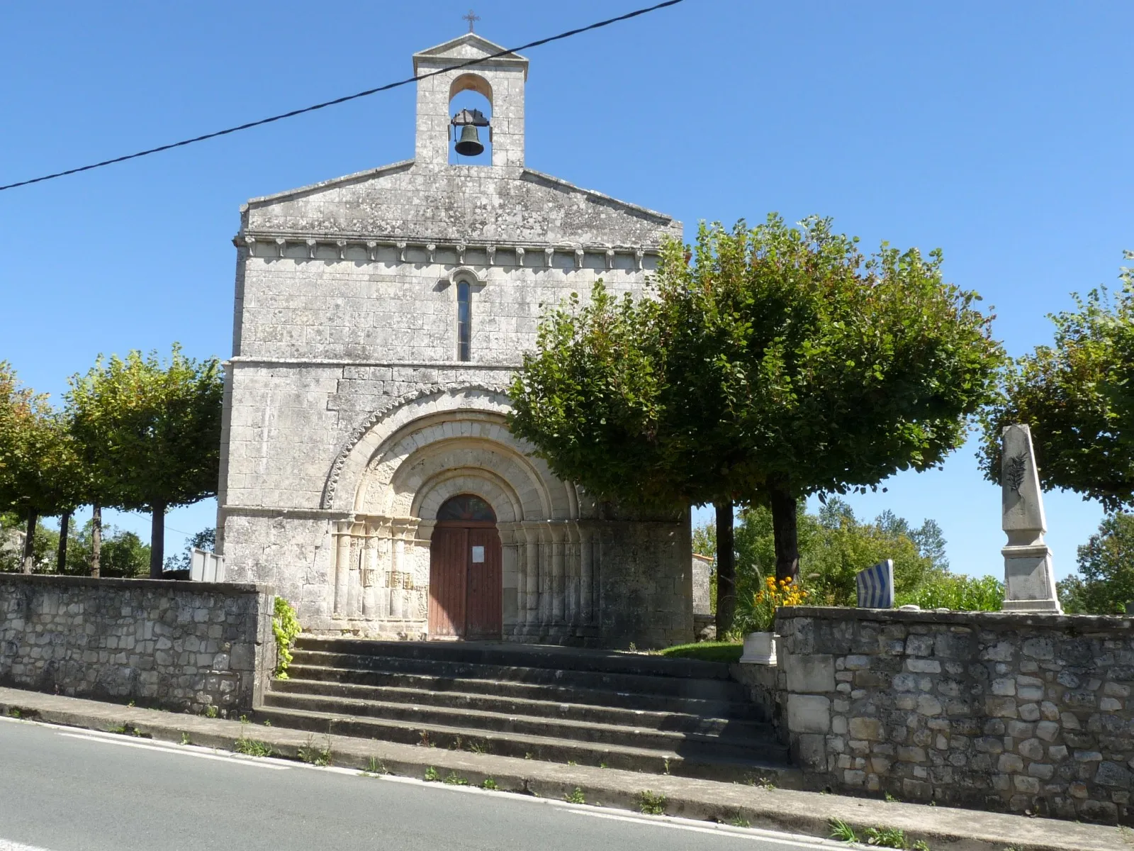 Photo showing: Eglise de Belluire, Charente-Maritime, France