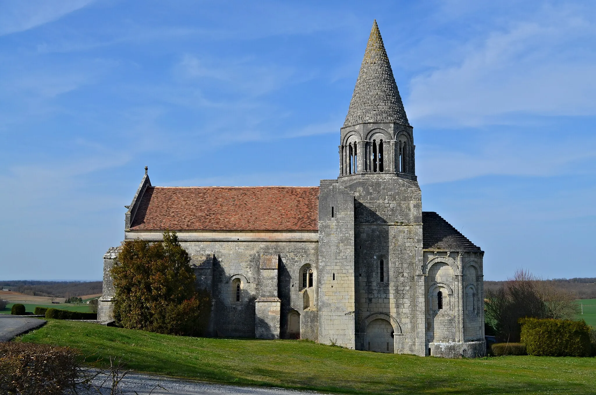 Photo showing: This building is classé au titre des monuments historiques de la France. It is indexed in the base Mérimée, a database of architectural heritage maintained by the French Ministry of Culture, under the reference PA00104457 .