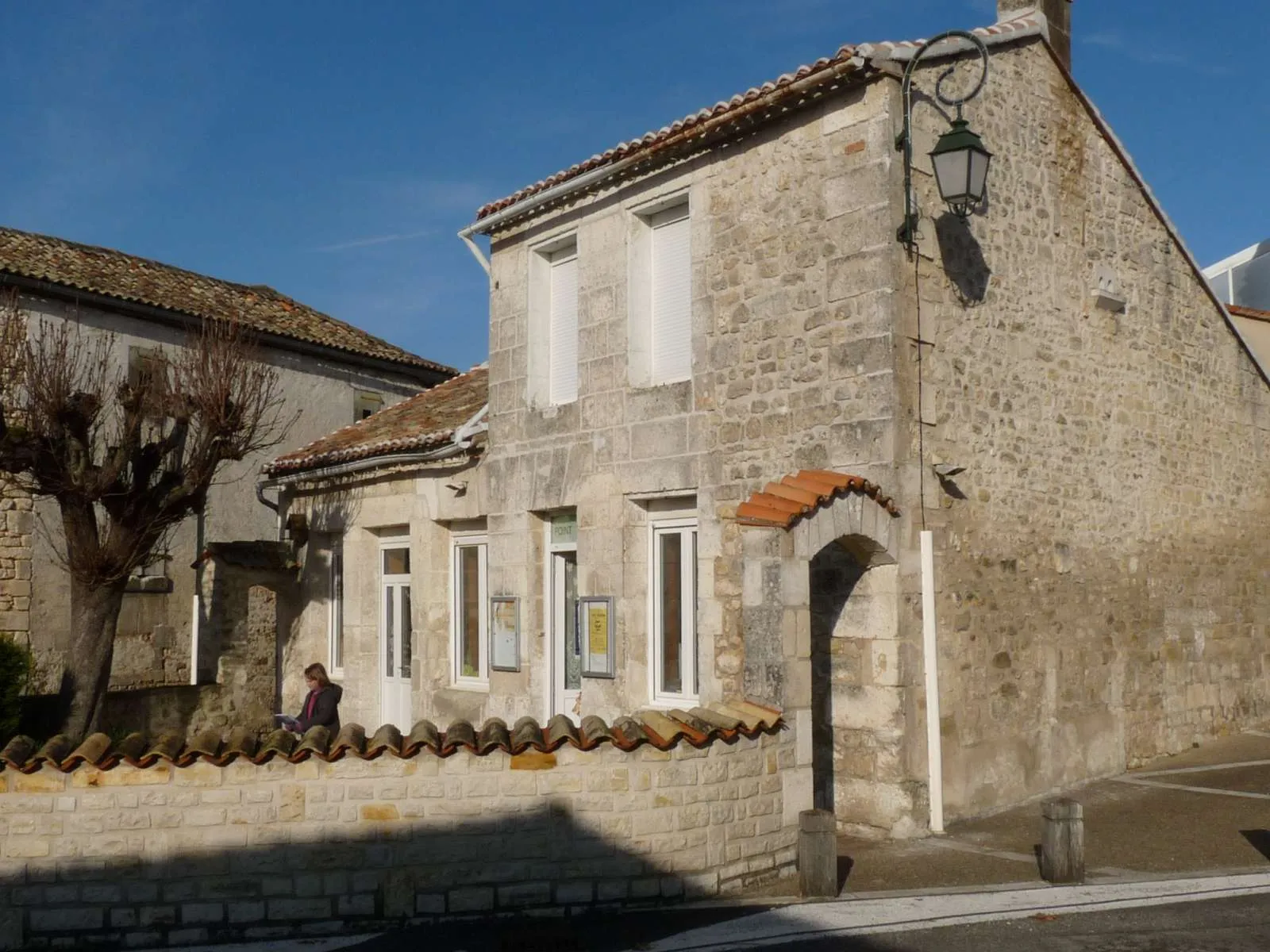 Photo showing: école, Garat, Charente, France