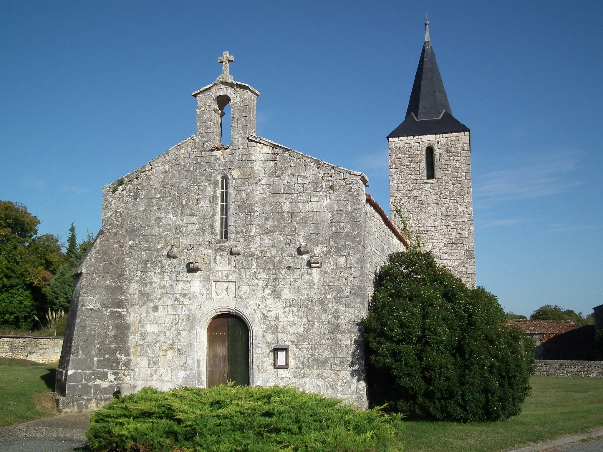 Photo showing: L'église de Saint-Vaize