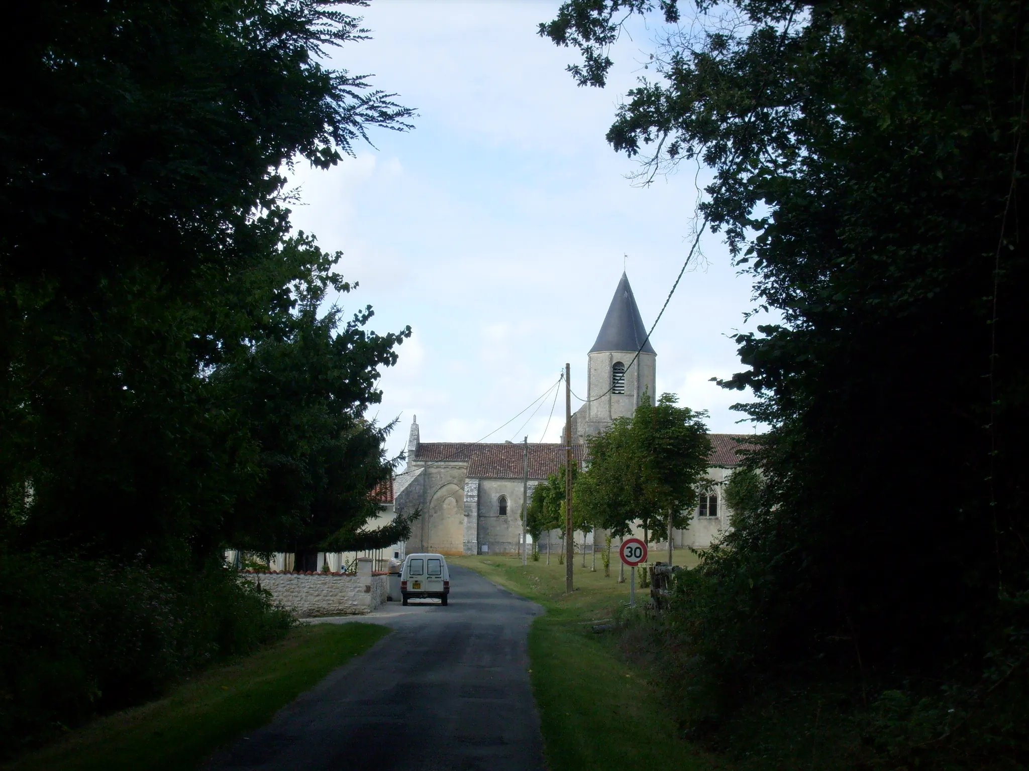 Photo showing: L'entrée du village de La Gripperie-Saint-Symphorien