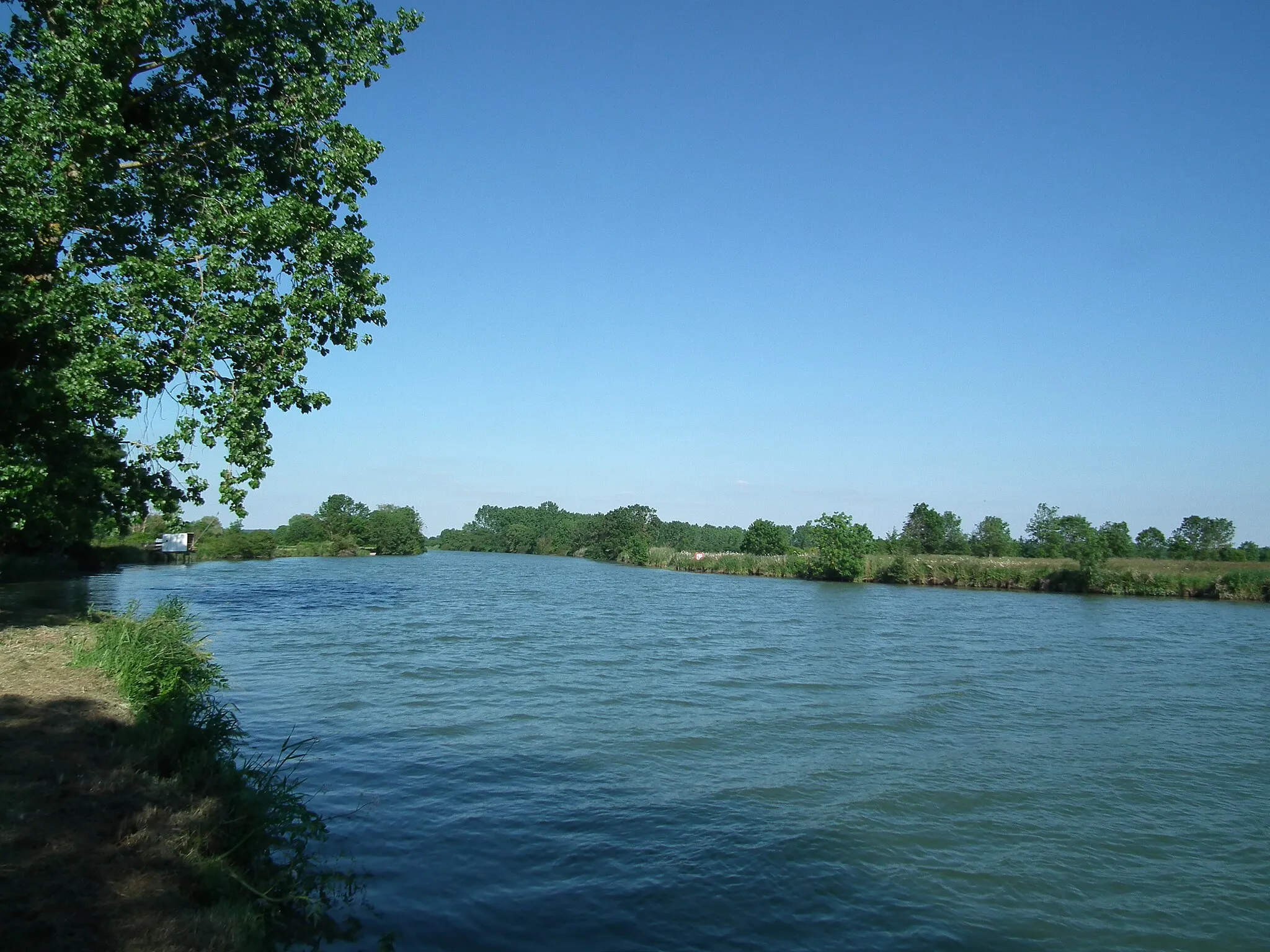 Photo showing: La Charente à Crazannes