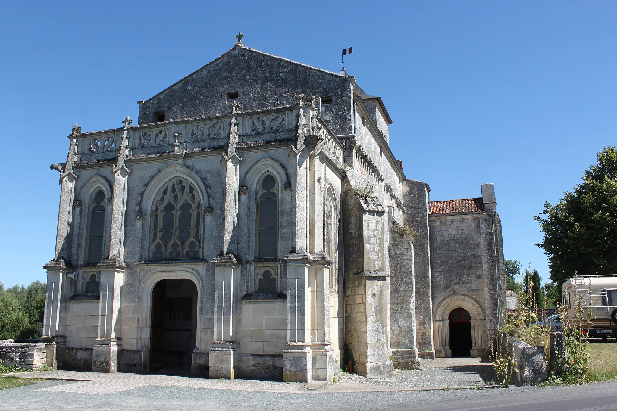 Photo showing: Église Saint-Saturnin-de-Séchaud, Saint-Saturnin, Fr-17-Port-d'Envaux.