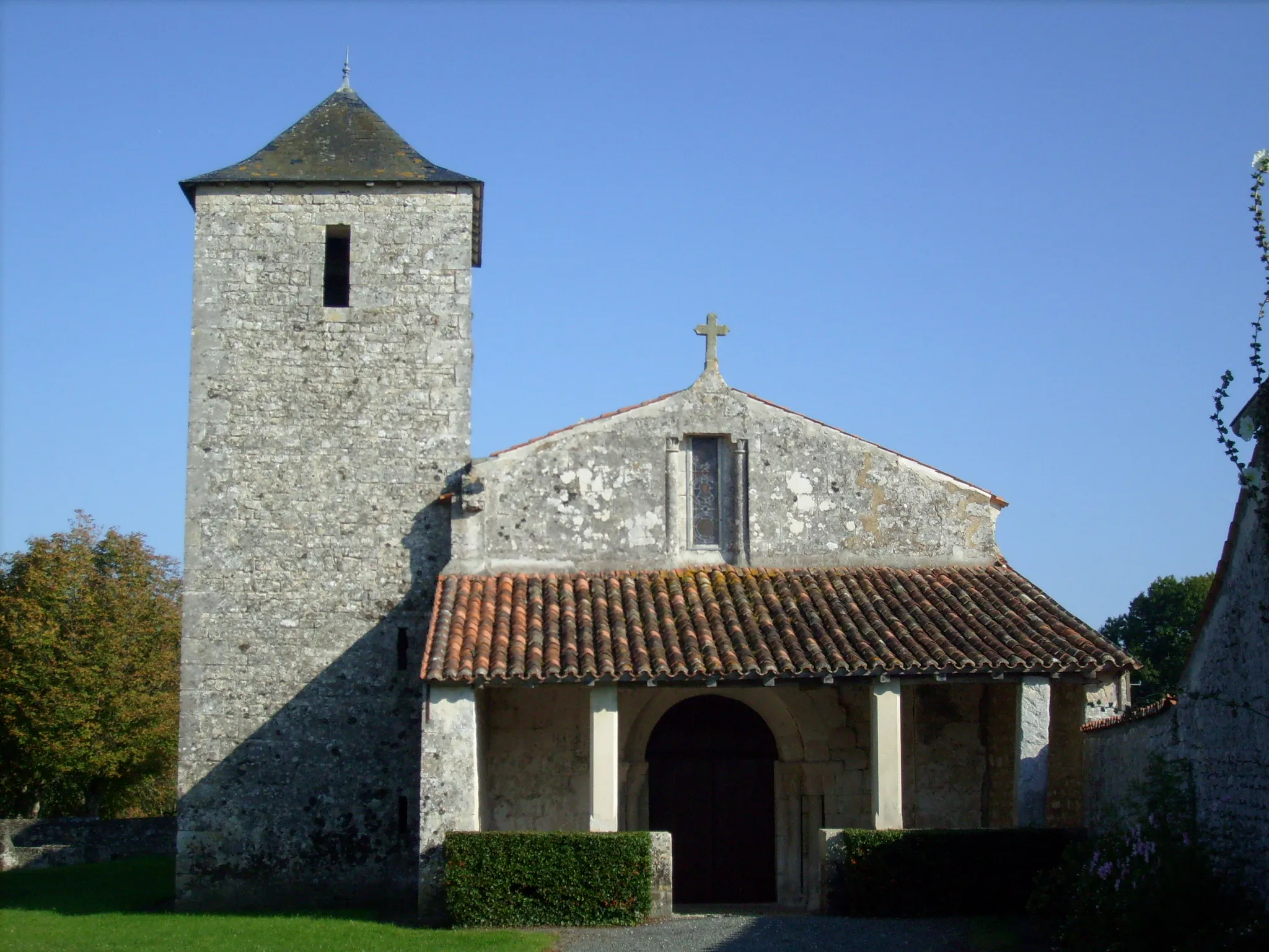 Photo showing: Eglise du Mung