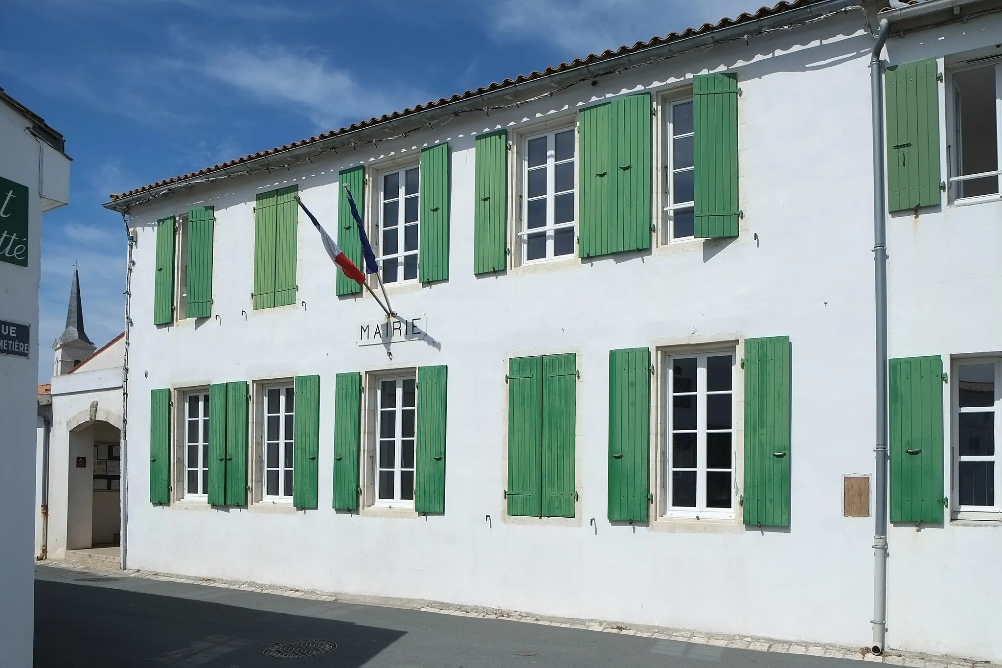 Photo showing: Mairie Saint-Clément-des-Baleines Charente-Maritime France