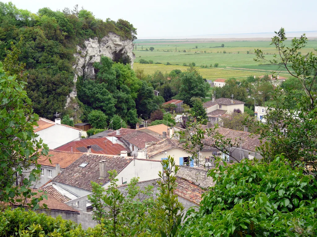 Photo showing: Le village de Mortagne est en Charentes-Maritime