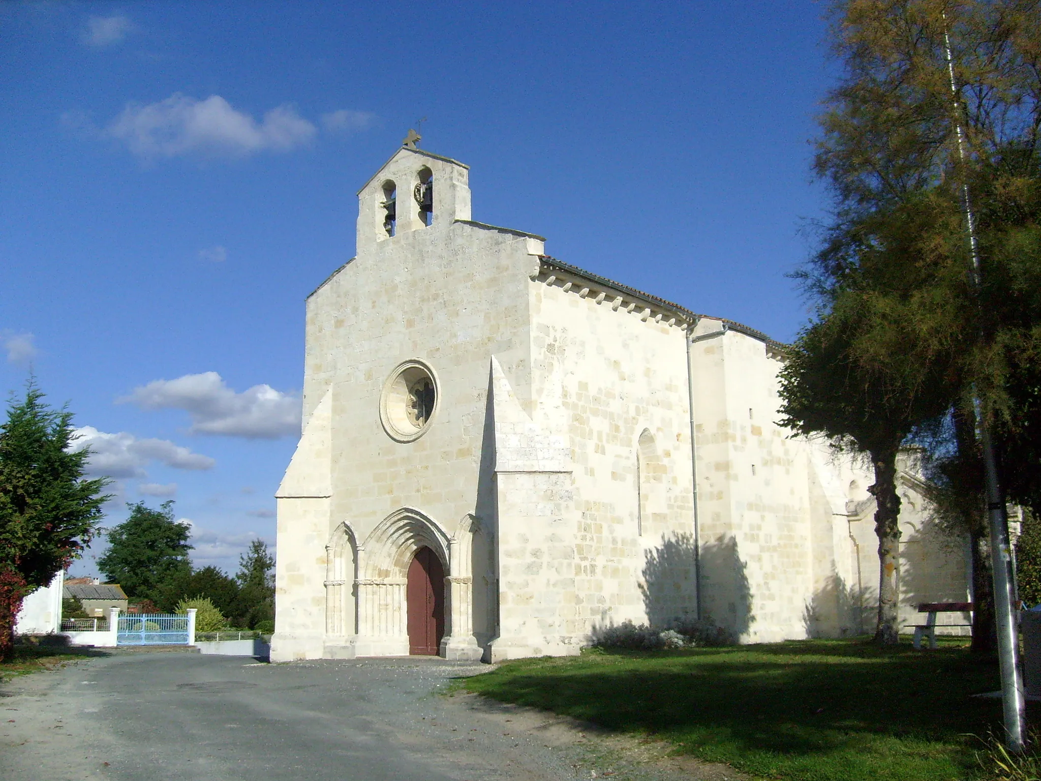 Photo showing: Façade de l'église de Boutenac