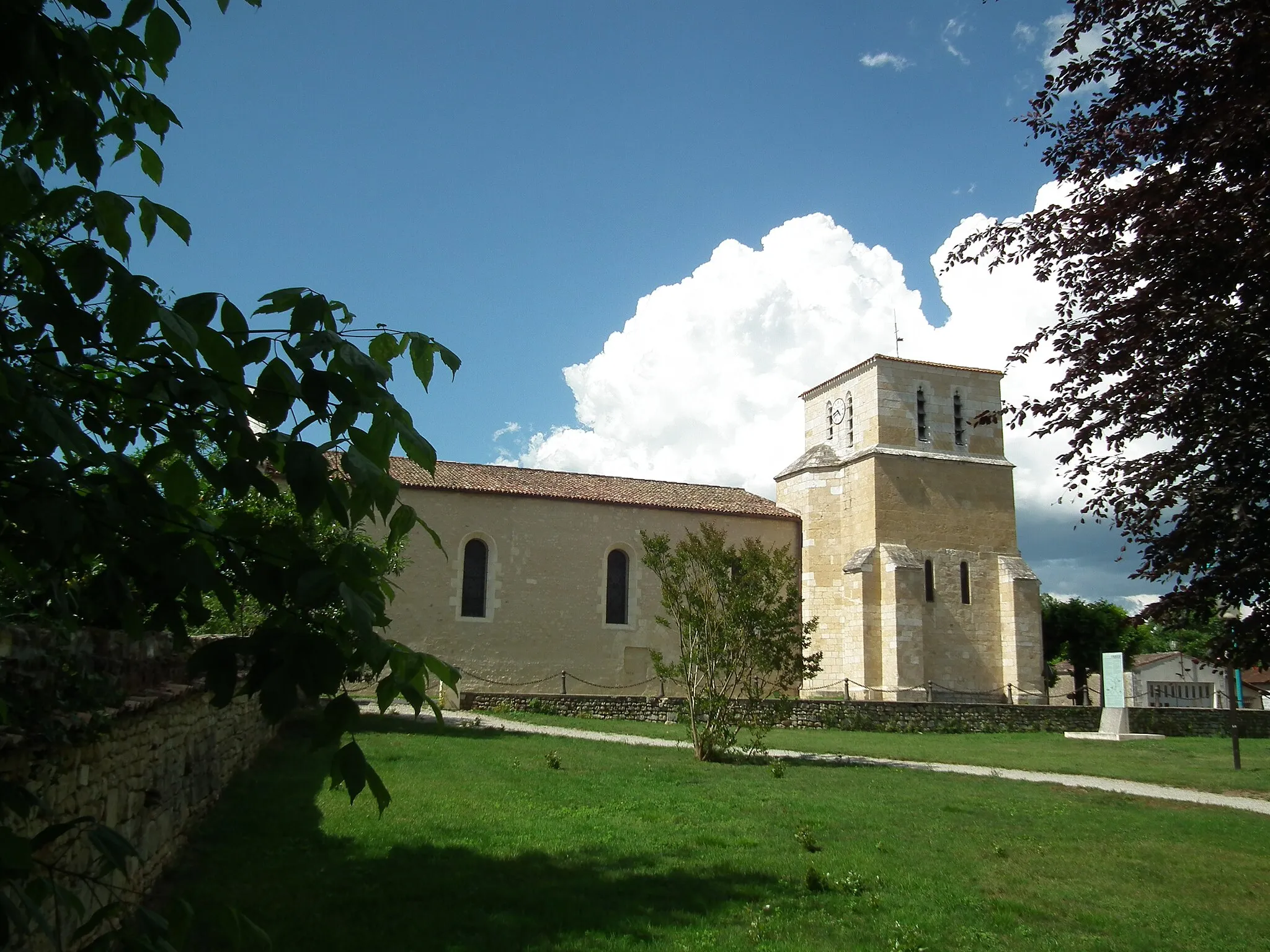 Photo showing: L'église de Cravans