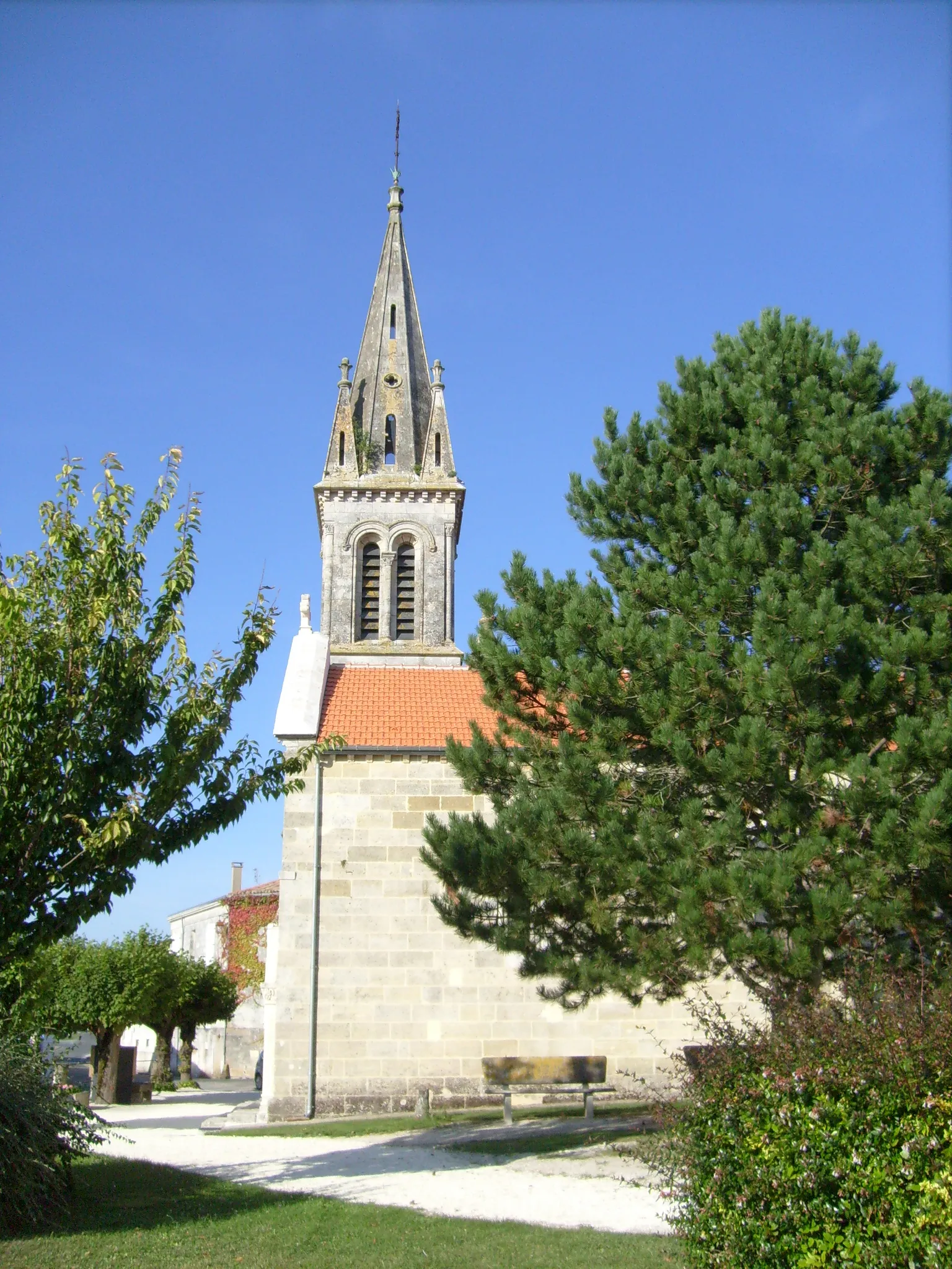 Photo showing: L'église Saint-Martin de Chenac