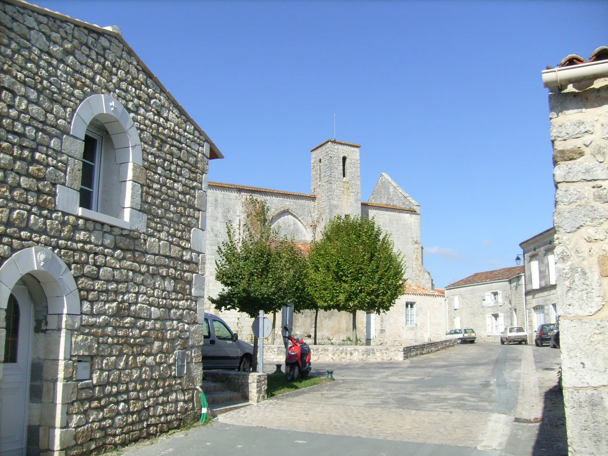 Photo showing: Une rue du village de Nancras