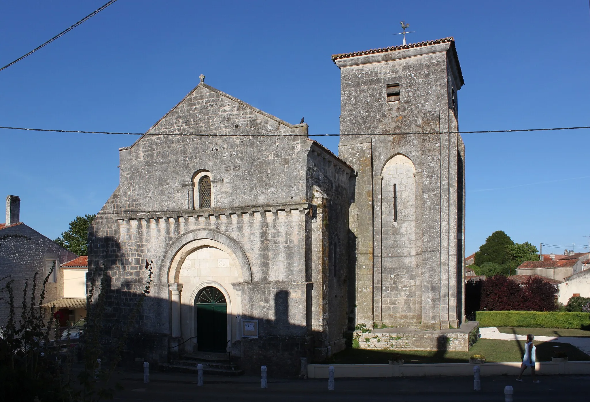 Photo showing: Église Sainte-Madeleine, Fr-17-Beurlay.